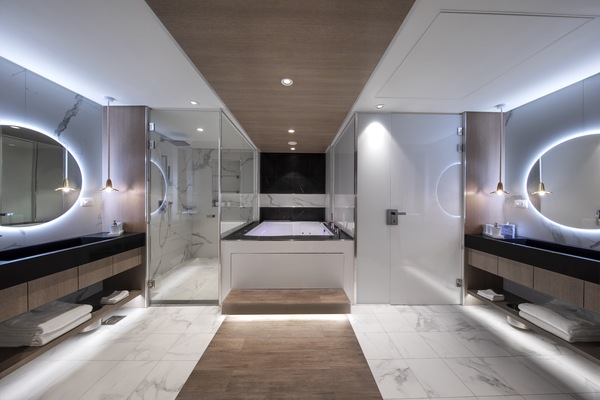 Celebrity Cruises Celebrity Edge Iconic Suite Bathroom ©CEL.jpg